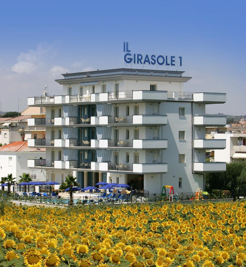 Residence Il Girasole 1 Альба-Адриатика Экстерьер фото