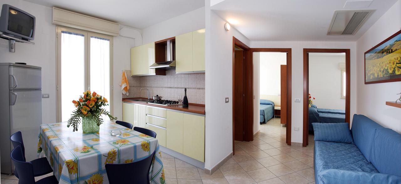 Residence Il Girasole 1 Альба-Адриатика Экстерьер фото